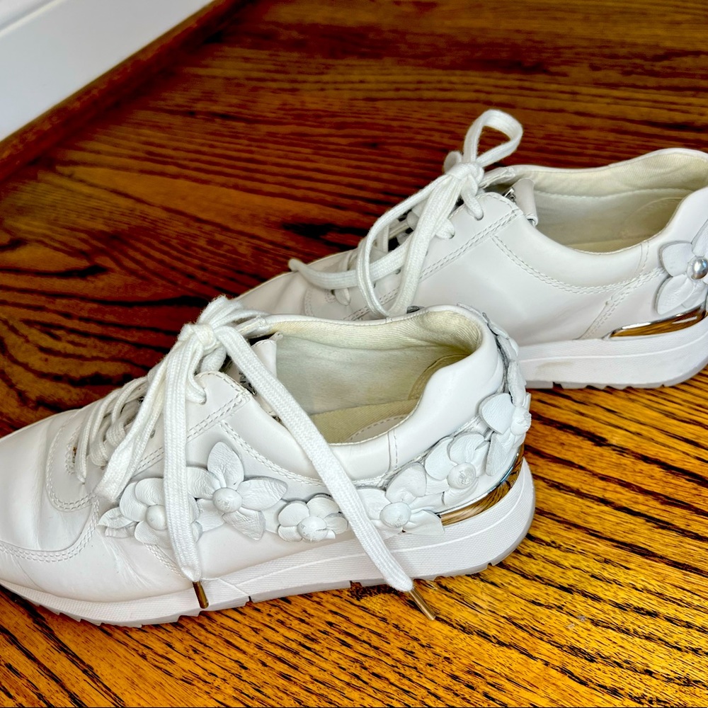Tennis shoes!!! Beautiful Michael Kors!